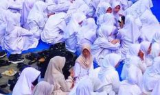 Memohon Keselamatan Bangsa, MAN 1 Metro menggelar Zikir dan Doa Kebangsaan di Dua Lokasi